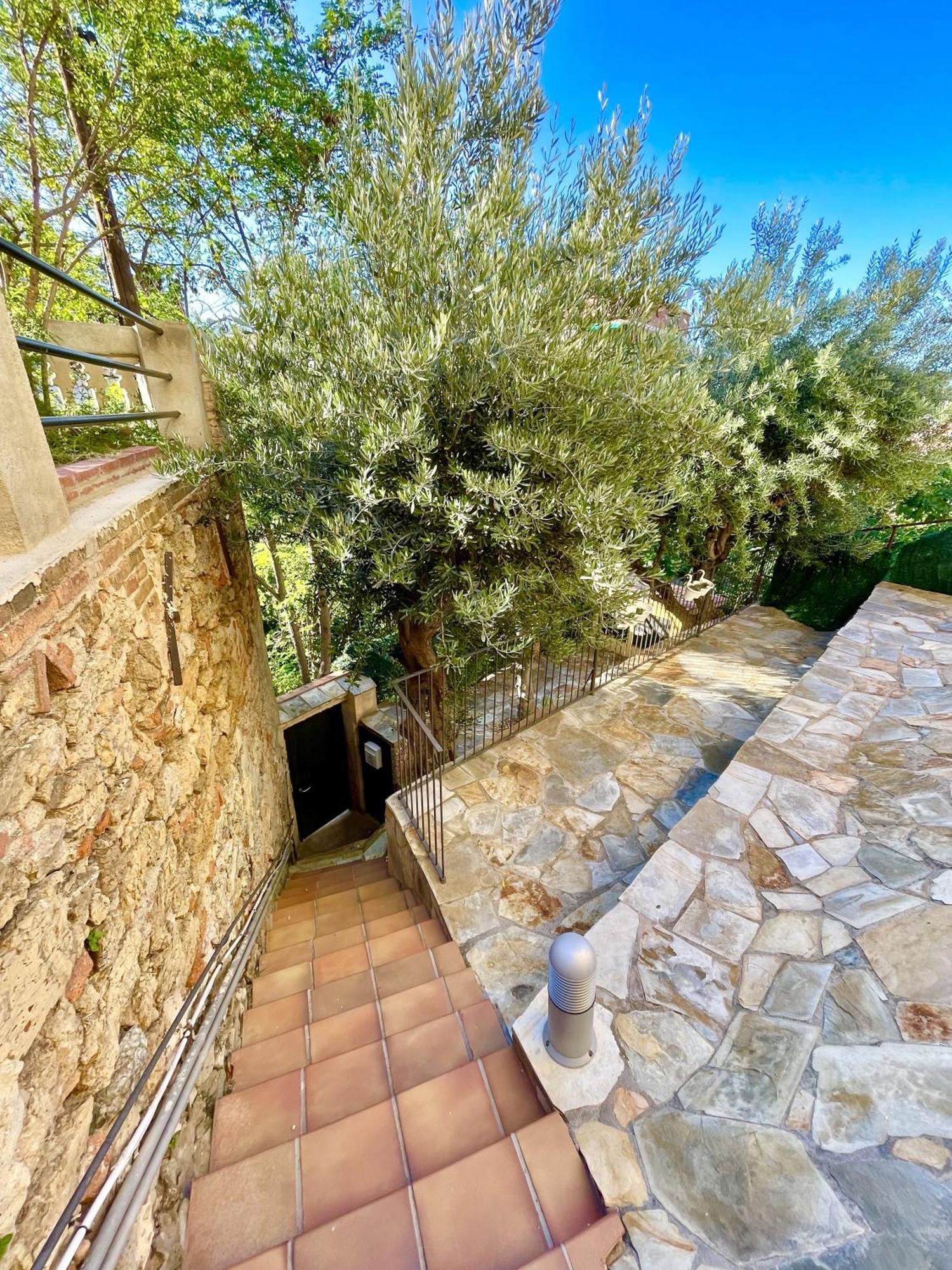 Casa Independientegardenviews2 Bedrooms Барселона Экстерьер фото