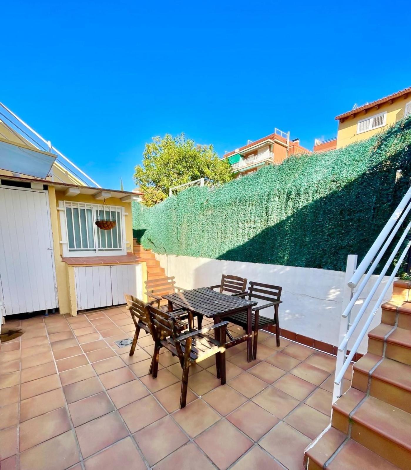Casa Independientegardenviews2 Bedrooms Барселона Экстерьер фото